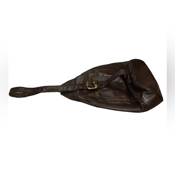 Preswick & Moore brown sling bag - Picture 3 of 4